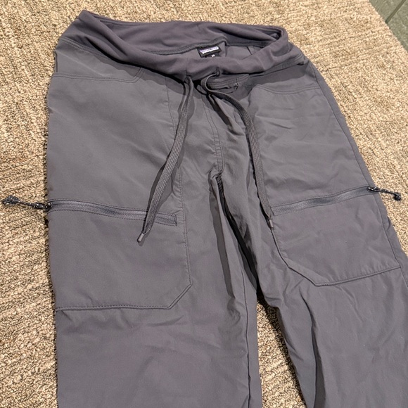 Patagonia women’s Jogger Pants - XS - Picture 4 of 6